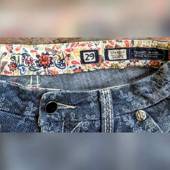 Miss Me Lace Denim Shorts, Size 28 - Picture 6 of 11